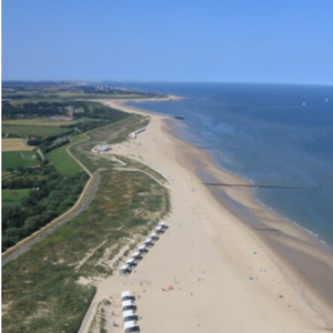 Strand of Zand: Graag het aantal opblaasbare attracties aangeven.