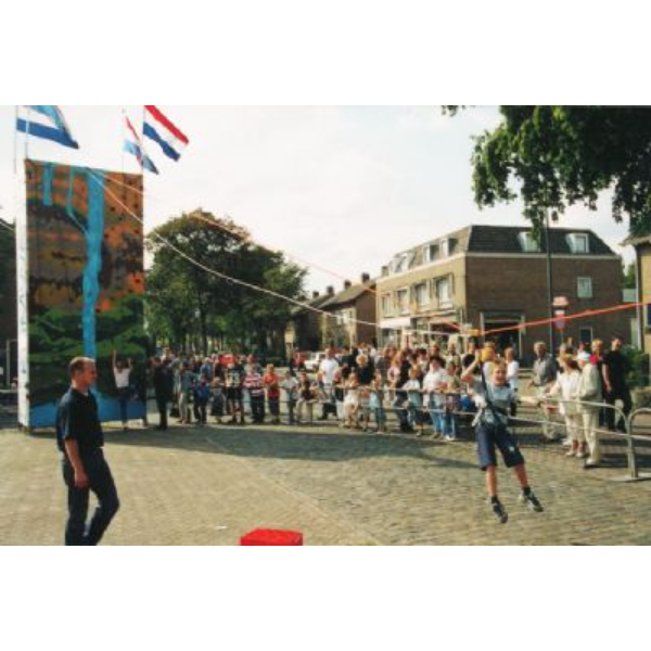 Mobiele Klimwand met Tokkelbaan inclusief drie kliminstructeurs 281-normal.jpg