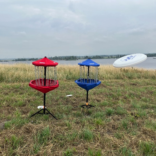 Disc Golf huren / Frisbee Golf verhuur (2 holes met 6 discs) 