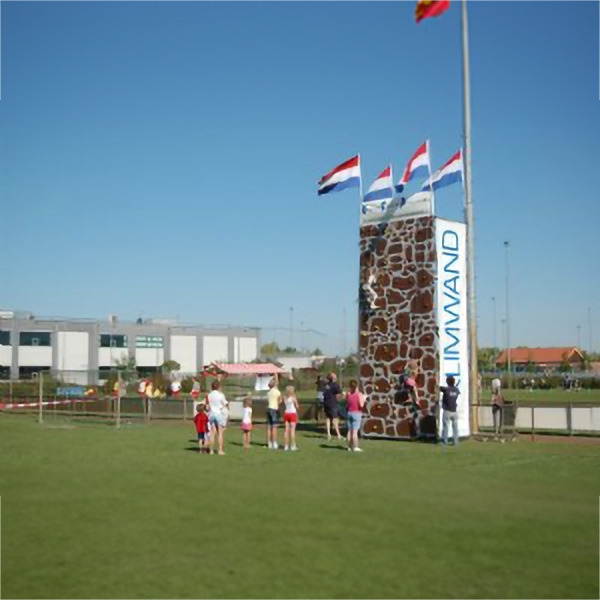 Klimwand Rotswand inclusief twee kliminstructeurs Klimwand Rotswand inclusief twee kliminstructeurs